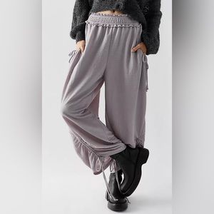 Free People - So Fly Pants a definition of cozy-chic.
